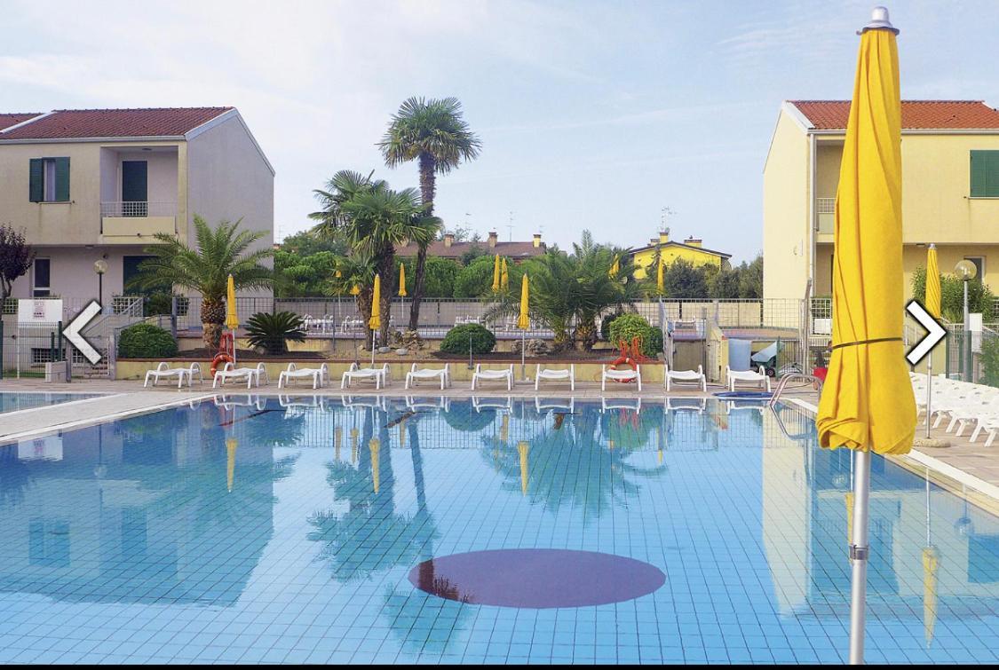 Apartment Caorle De Lux Swimming Pool, Parking, Garden Buitenkant foto