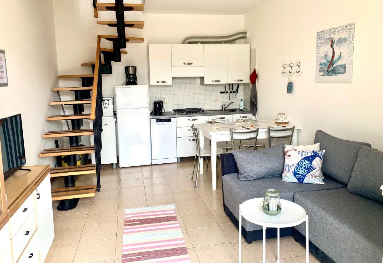 Apartment Caorle De Lux Swimming Pool, Parking, Garden Buitenkant foto